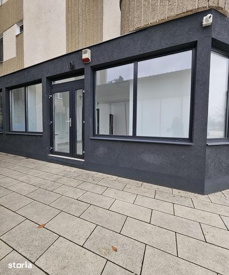 Spațiu comercial, de 55 mp, în Iosia