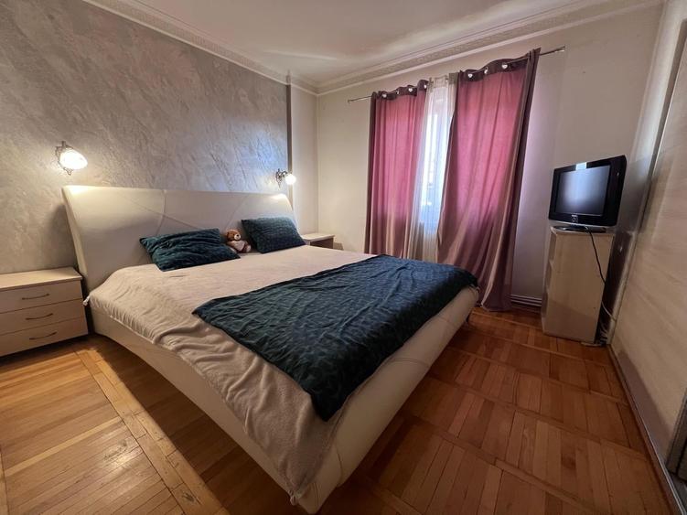 Apartament cu 2 camere decomandat în Decebal