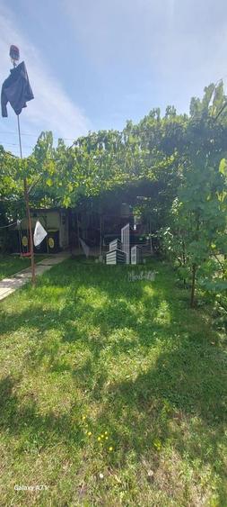 Casă individuală cu 4 camere cu Canalizare în Central