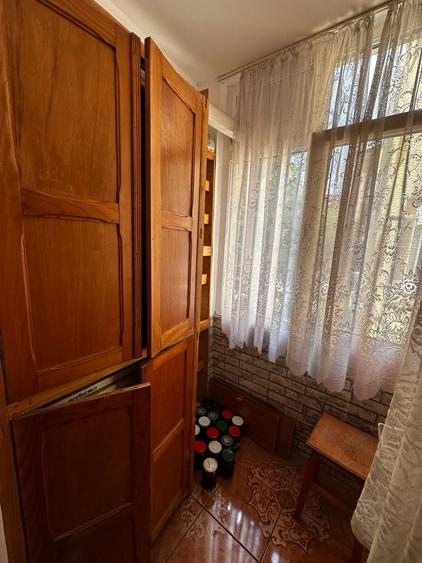 Apartament cu 2 camere decomandat, etaj 1/4, zona Canta - 6