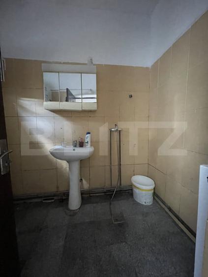 Casă cu 2 camere cu Teren 79 Mp în Central