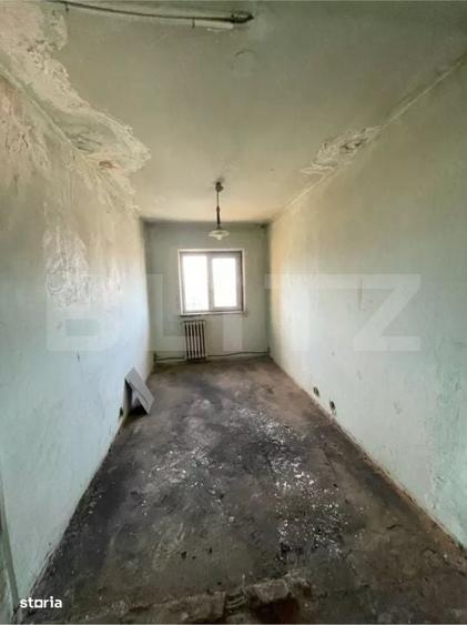 Apartament cu 3 camere în Central — fotografia 3