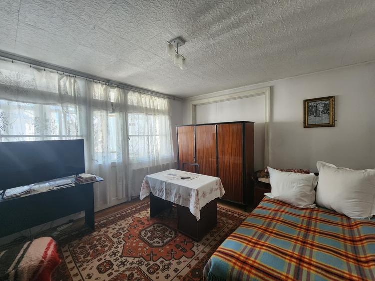 CASA CENTRU IASI, 7 CAMERE, 143 MP UTILI, 22 MP BECI, MAGAZIE SI GARAJ - 1