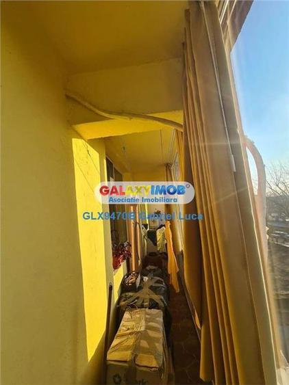 Apartament cu 3 camere decomandat, mobilat în Berceni