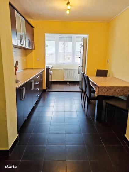 Apartament cu 3 camere în Rogerius
