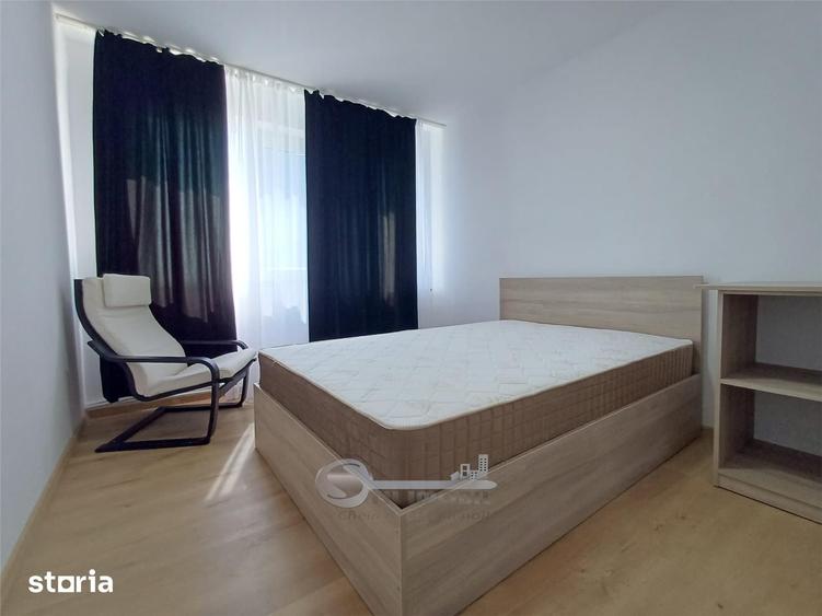 Apartament cu 3 camere decomandat în Tătărași
