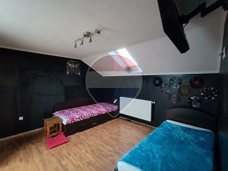 Casă cu 4 camere în Cantemir