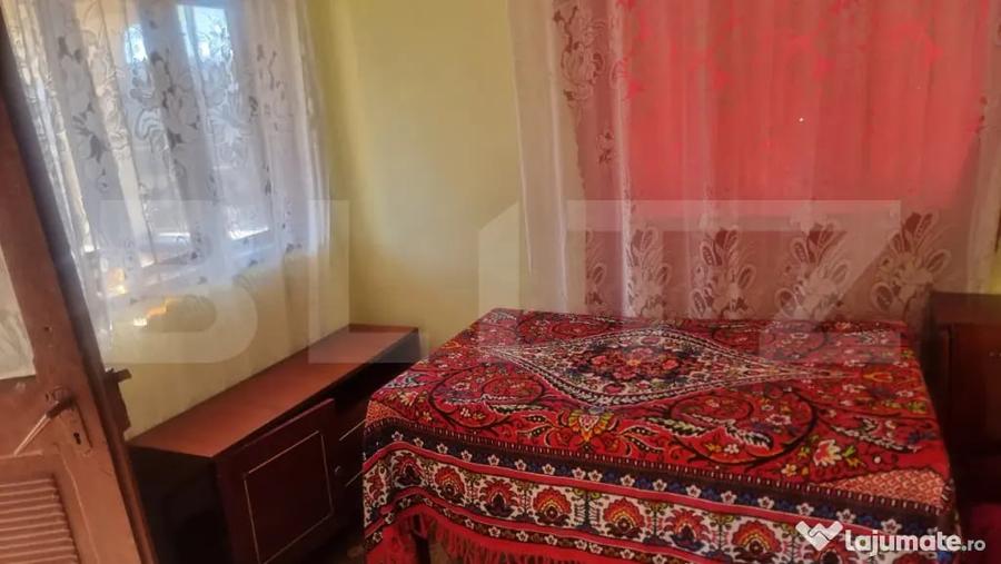 Casă cu 3 camere cu Teren 2000 Mp în Iordăcheanu