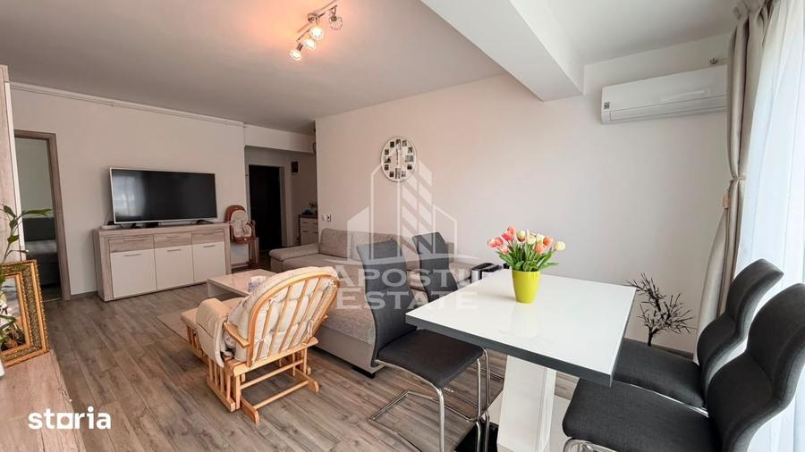Apartament cu 3 camere, mobilat în Fratelia