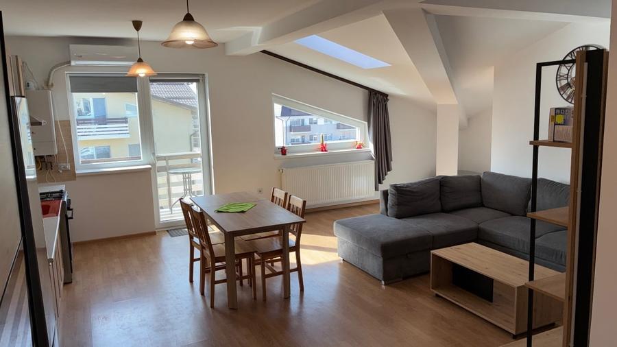 Apartament cu 2 camere decomandat, mobilat în Sânpetru