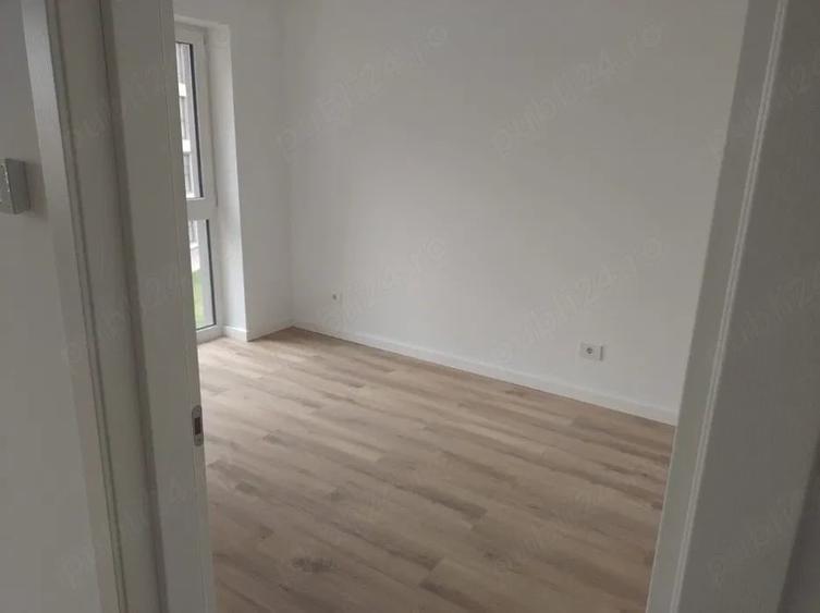 Apartament cu 2 camere nedecomandat în Nufărul