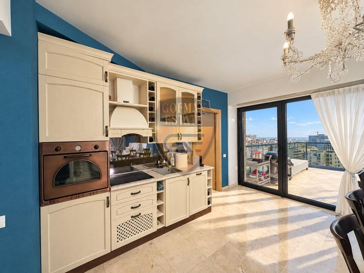 Apartament cu 4 camere decomandat în Mamaia-Sat