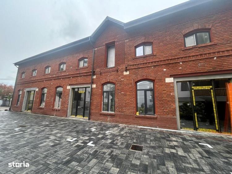 Spațiu comercial, de 300 mp, în Central
