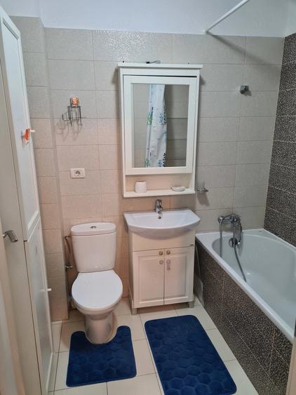 Apartament cu 2 camere decomandat în Ghencea