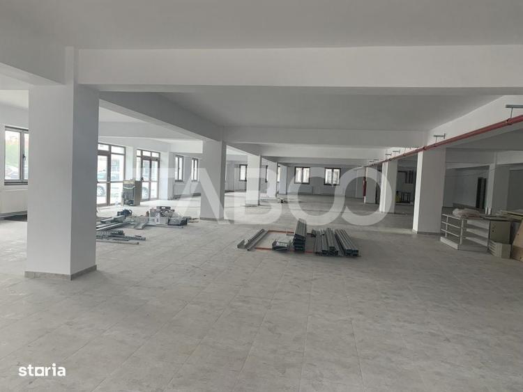Spațiu comercial, de 600 mp, în Central