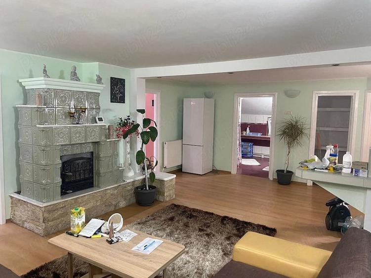 Apartament cu 3 camere decomandat în Viile Noi