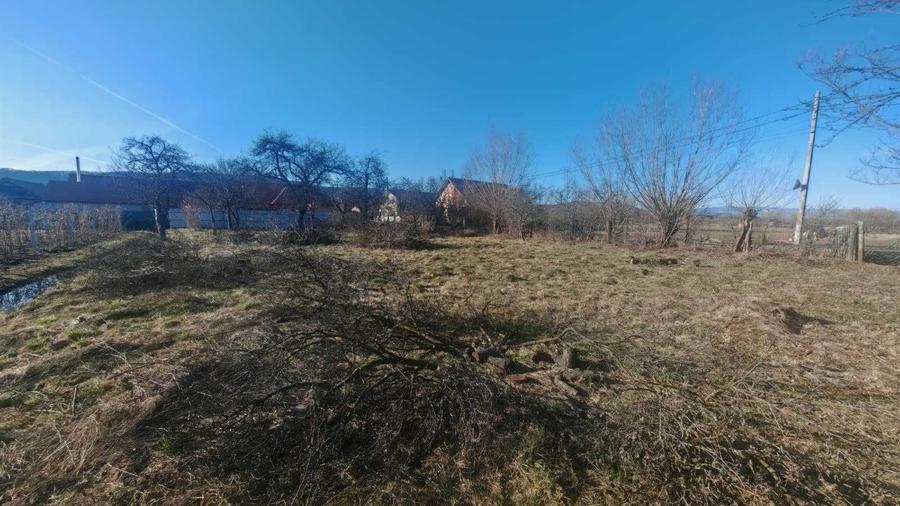 Teren de vanzare 800mp - Suseni(3 min de Reghin)-utilitati complete - 5