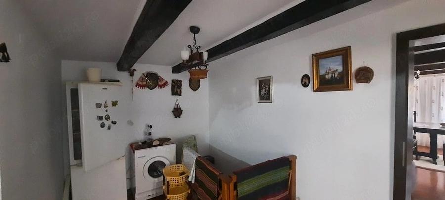 Casă cu 4 camere cu Teren 700 Mp în Central