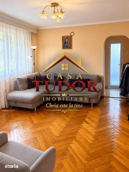 Apartament cu 2 camere semidecomandat, mobilat în Găvana