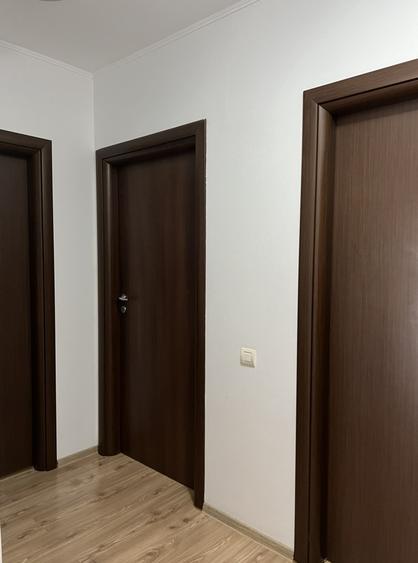 Apartament cu 3 camere decomandat, mobilat în Prelungirea Ghencea