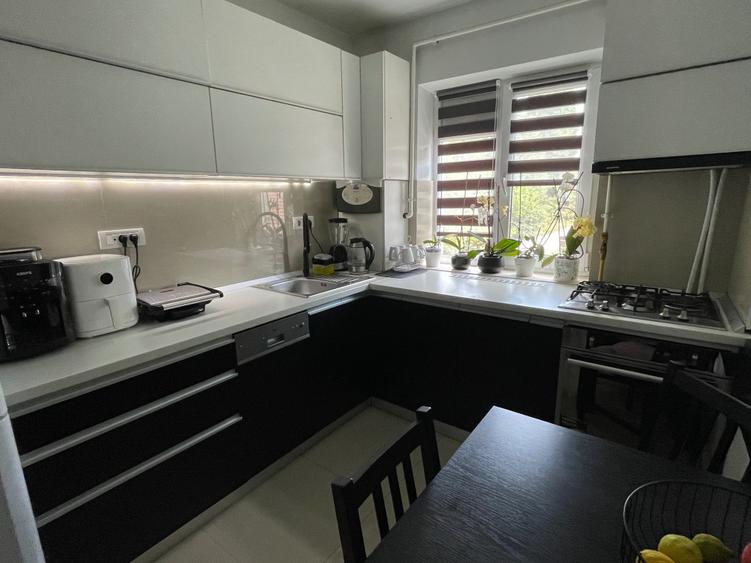 Apartament cu 2 camere semidecomandat în Dacia