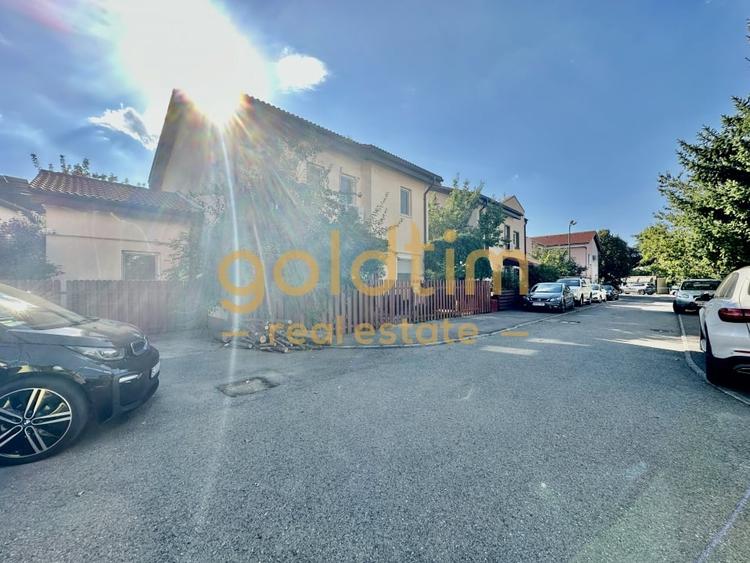 Casă individuală cu 5 camere cu Canalizare în Pipera
