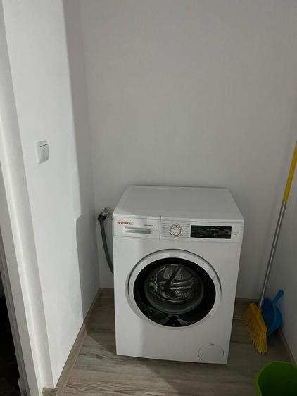 Apartament cu 2 camere semidecomandat în Exterior Sud