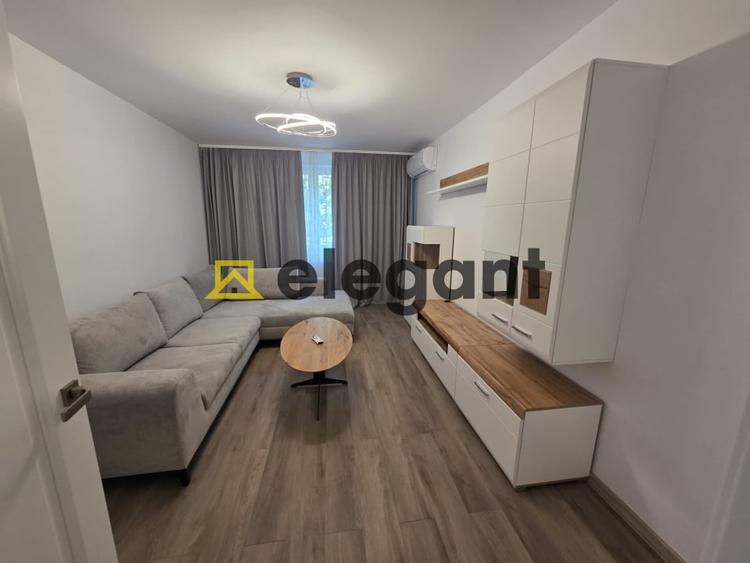 Apartament cu 3 camere decomandat, mobilat în Rovine