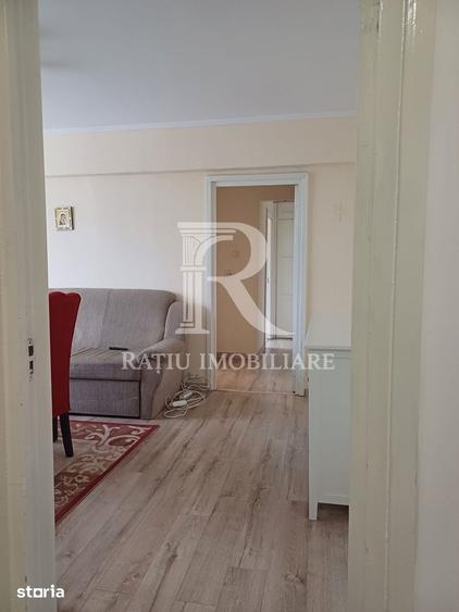 Apartament cu 3 camere decomandat în Ultracentral
