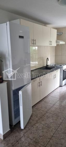 Apartament cu 3 camere semidecomandat în Zorilor
