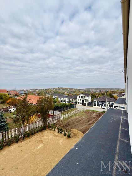 Duplex cu 4 camere cu Canalizare în Dealuri Oradea