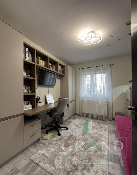 Apartament cu 3 camere decomandat, mobilat în Mănăștur