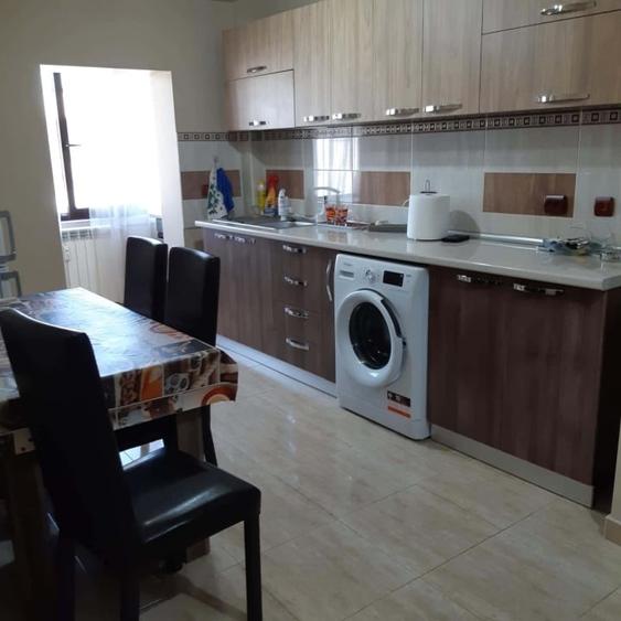 Apartament cu 2 camere decomandat, mobilat în Nord-Est