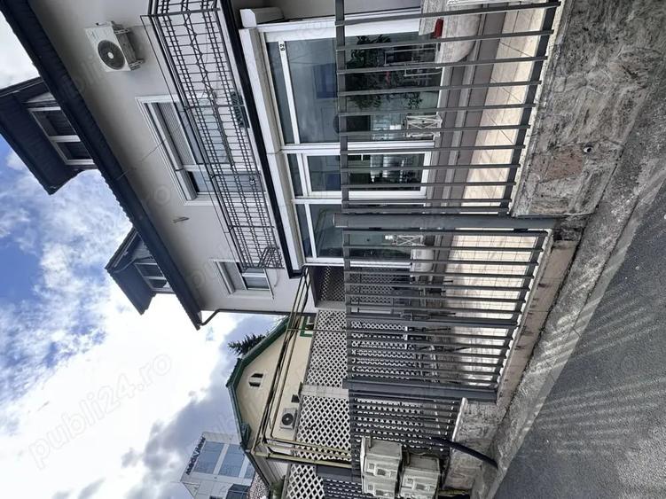 Casă cu 6 camere cu Teren 150 Mp în Calea Turzii