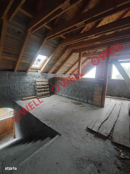 Casă cu 4 camere în Ozun