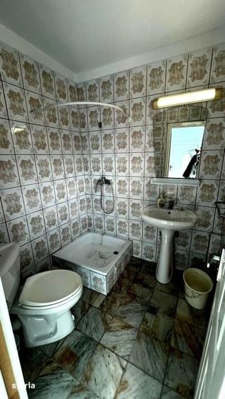Casă cu 5 camere cu Teren 839 Mp în Central