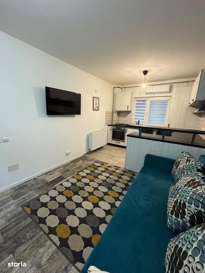 Apartament cu 2 camere în Apărătorii Patriei