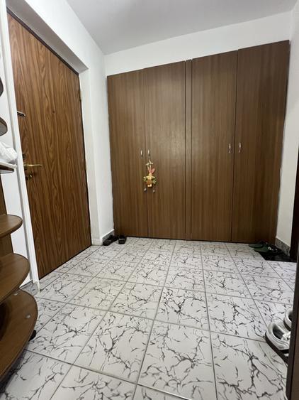 Apartament cu 2 camere semidecomandat, mobilat în Obor