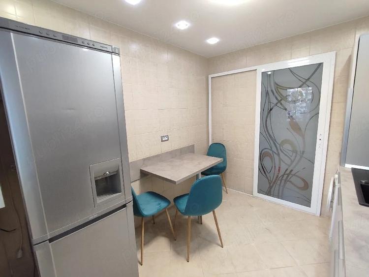 Apartament cu 2 camere decomandat în Nicolina