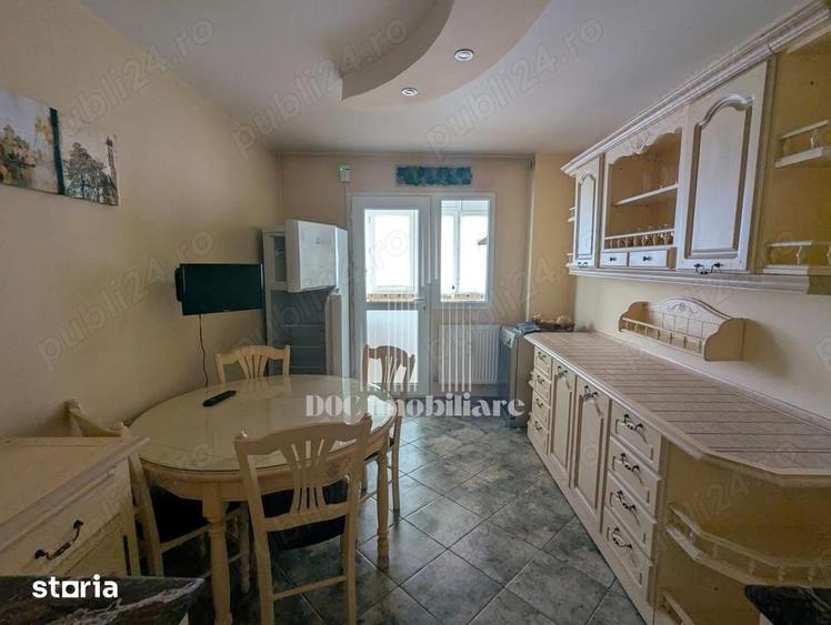 Apartament cu 4 camere semidecomandat în Pantelimon