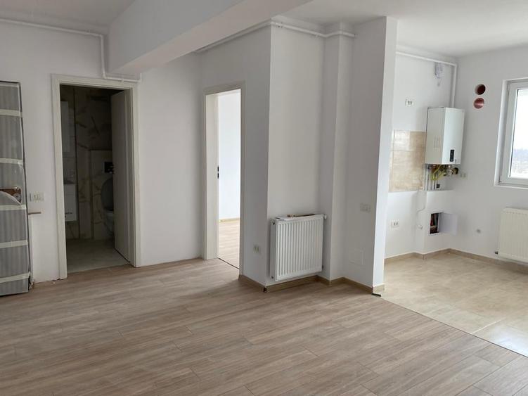 Apartament cu 2 camere semidecomandat, mobilat în Berceni — fotografia 3