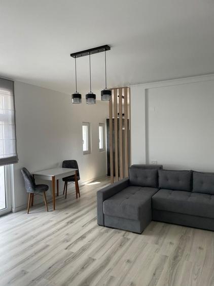 Apartament cu 2 camere semidecomandat, mobilat în Tineretului