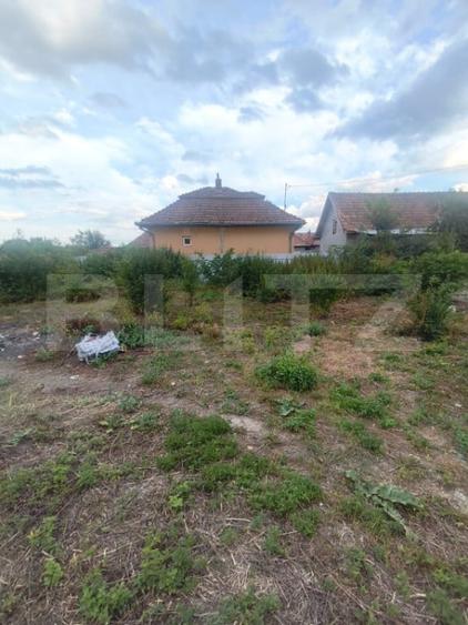 Casă cu 1 camere cu Teren 865 Mp în Unirea
