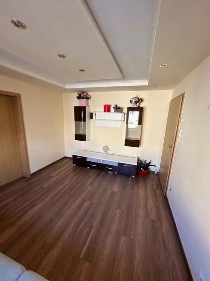 Apartament cu 2 camere în Vasile Aaron