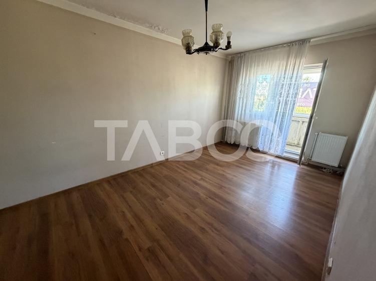 Apartament cu 2 camere decomandat, mobilat în Făgăraș