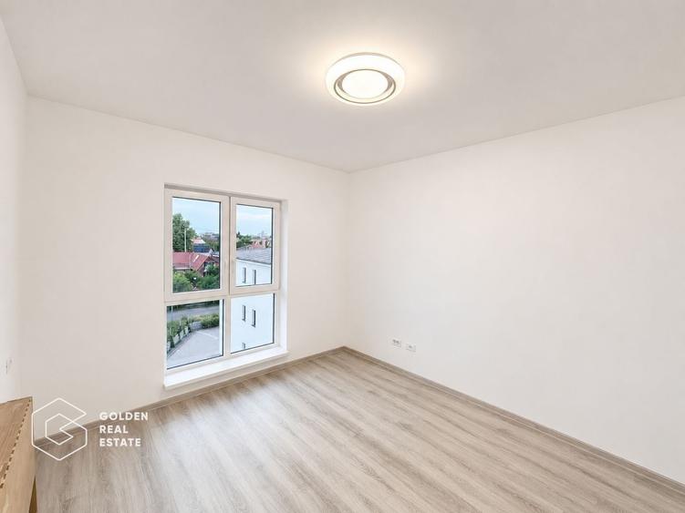 Apartament cu 3 camere decomandat în Grădiște