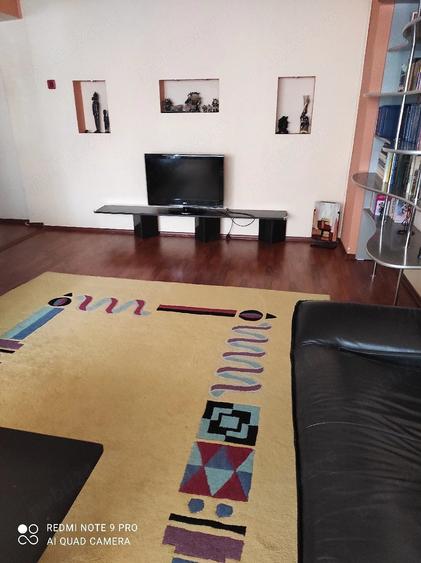 Apartament cu 2 camere decomandat în 22 Decembrie