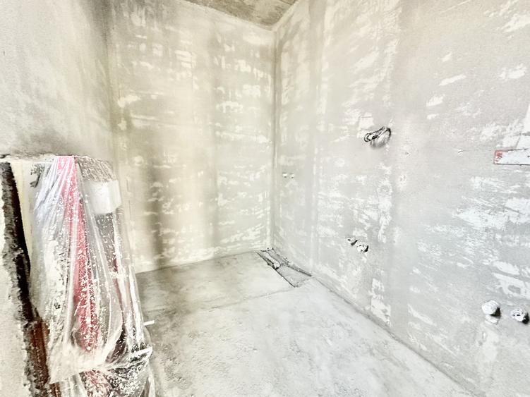 Duplex cu 3 camere cu Canalizare în Albina