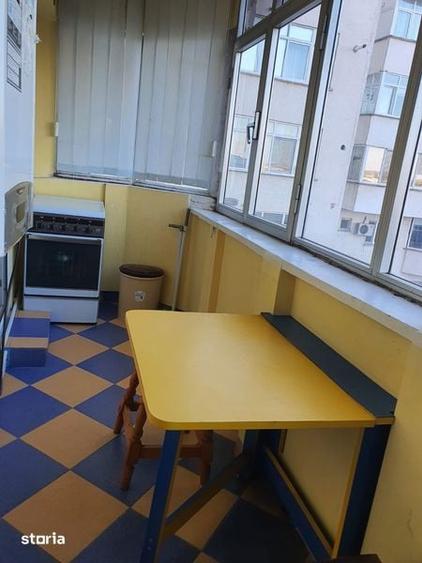 Apartament cu 3 camere decomandat în Ultracentral