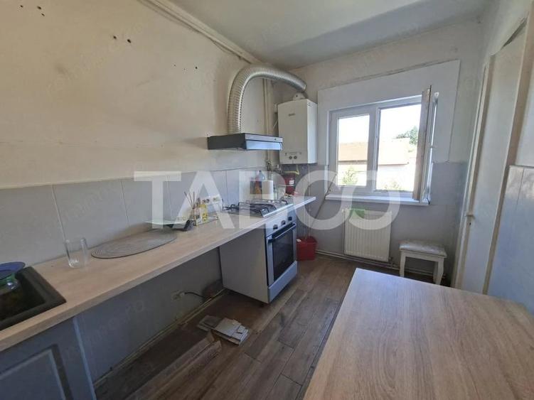 Apartament cu 2 camere decomandat în Ștrand